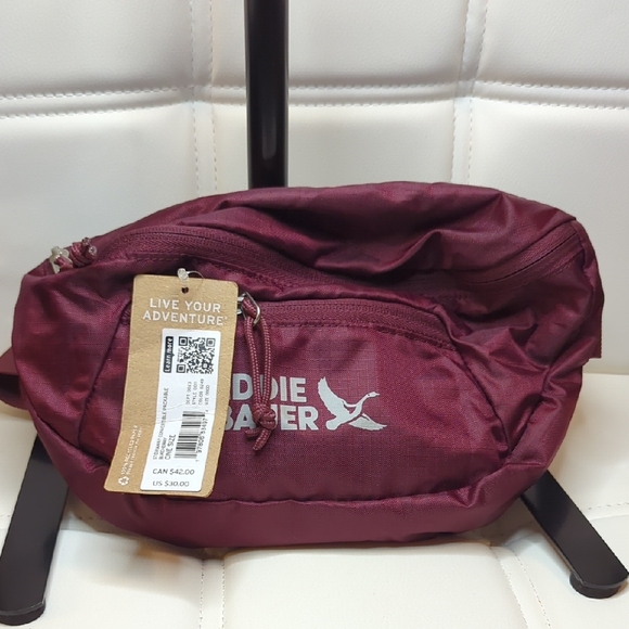 Eddie Bauer Maroon Hip Pack - Picture 1 of 9
